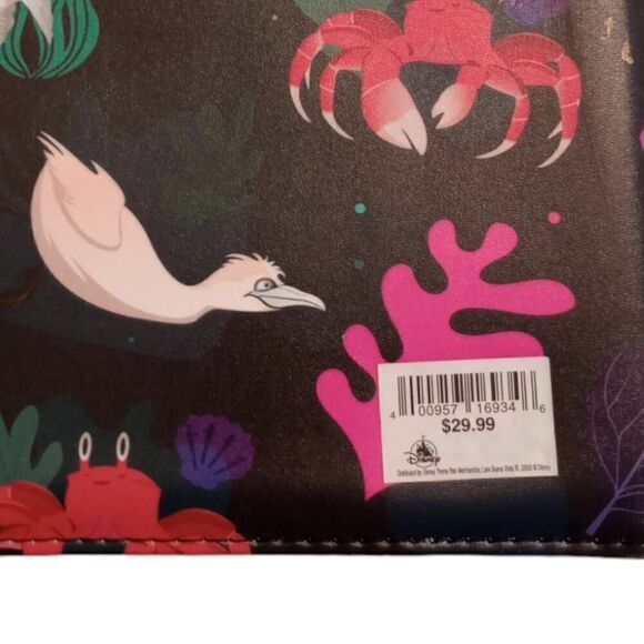 Disney ariel, little mermaid, trifold portfolio - Picture 4 of 11